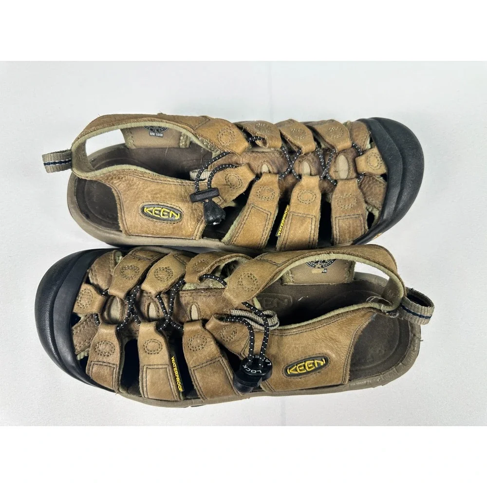 Keen Leather Hiking Sandals Men's 9 Brown Waterproof Closed Toe Outdoor Trail